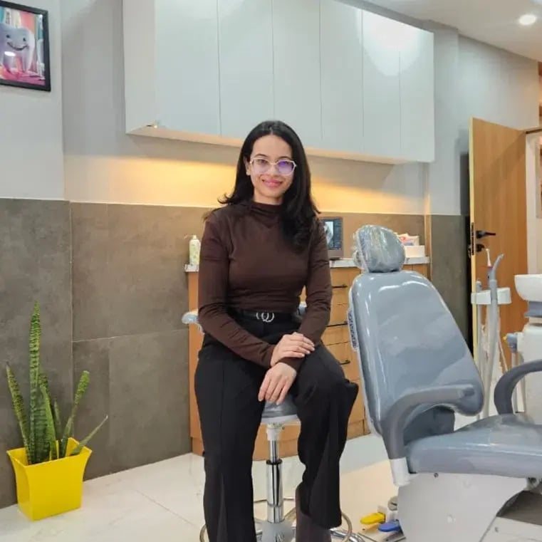 Dr. Shalini Chandel Headshot